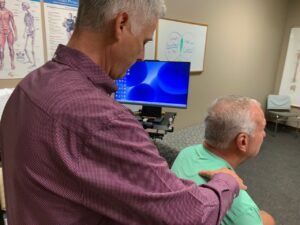 dr jeffrey meyers DC in omaha nebraska providing chiropractic care to a patient